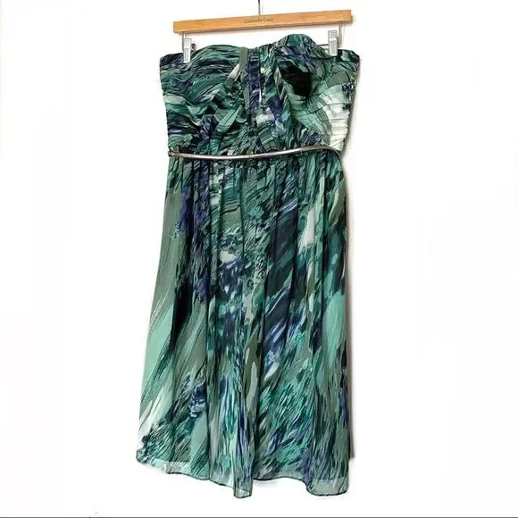 green emerald velvet dress Amazon.com: Donna Morgan Halter A-Line Maxi Cocktail Wedding Guest Dresses  for Women, Navy/Ming Green : Clothing, Shoes & Jewelry